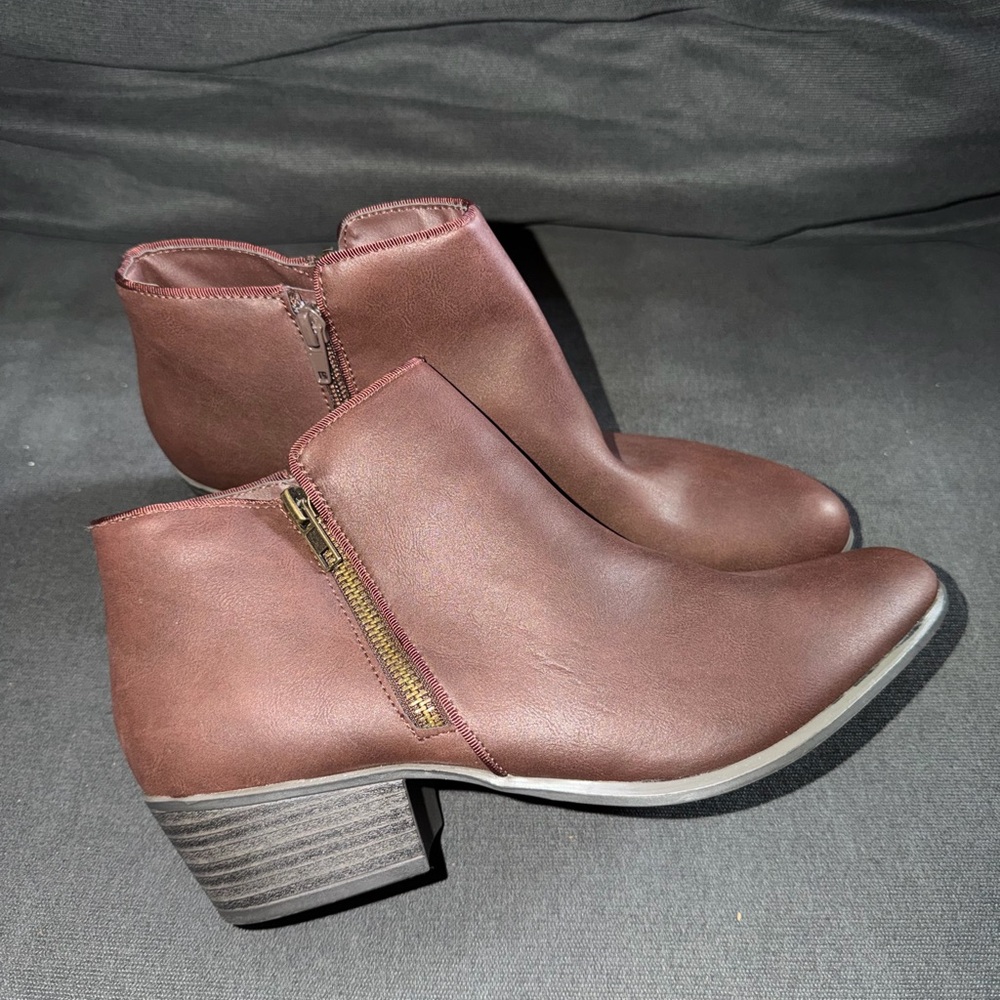 Esprit Dark Brown Ankle Booties